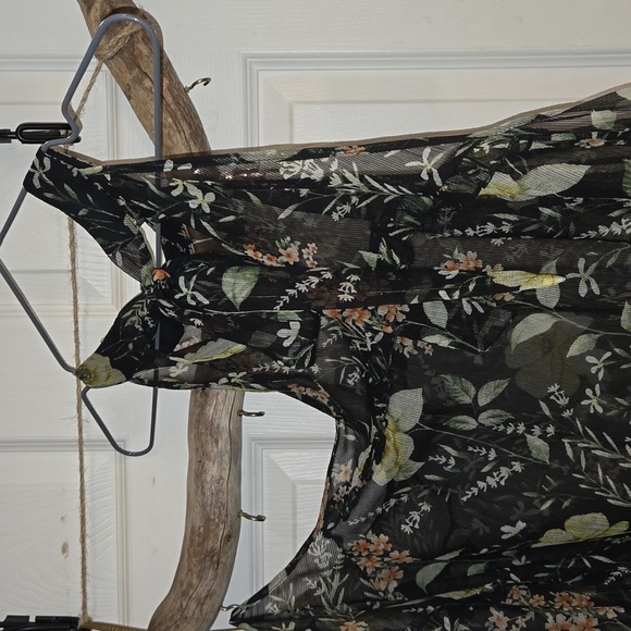 3 for $20☢️Blouse-cold shoulder,cover up, black,sheer,flowers,yellow,orange - Picture 5 of 8